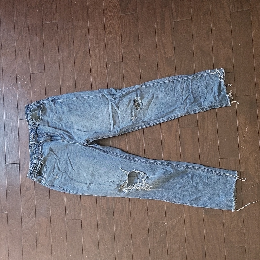 No Boundaries Distressed Blue Jeans